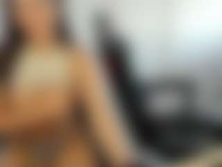 18perfecttits's Live Sex Cam Show