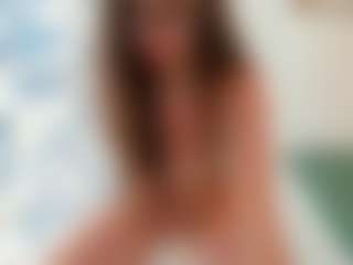 18perfecttits's Live Sex Cam Show