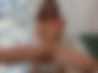 18perfecttits's Live Sex Cam Show
