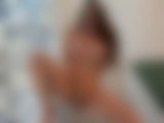 18perfecttits's Live Sex Cam Show