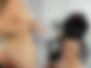 18perfecttits's Live Sex Cam Show