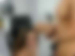 18perfecttits's Live Sex Cam Show