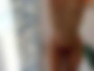 18perfecttits's Live Sex Cam Show