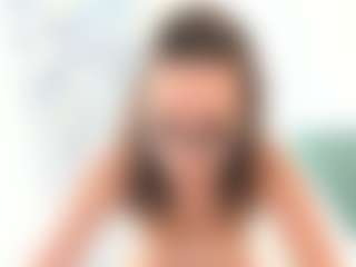 18perfecttits's Live Sex Cam Show