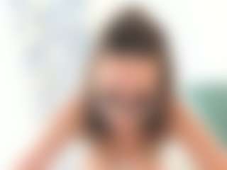 18perfecttits's Live Sex Cam Show