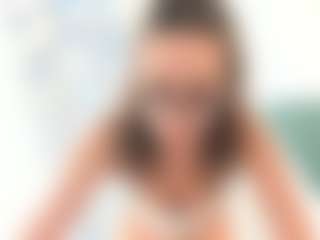 18perfecttits's Live Sex Cam Show