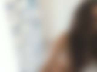 18perfecttits's Live Sex Cam Show