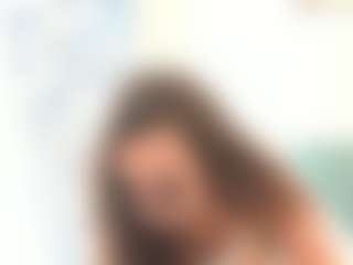 18perfecttits's Live Sex Cam Show