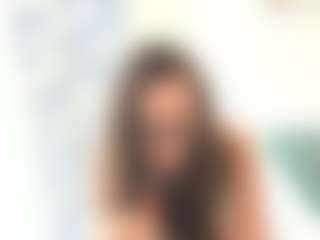 18perfecttits's Live Sex Cam Show