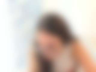 18perfecttits's Live Sex Cam Show