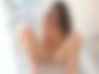 18perfecttits's Live Sex Cam Show