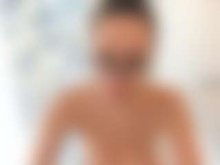 18perfecttits's Live Sex Cam Show