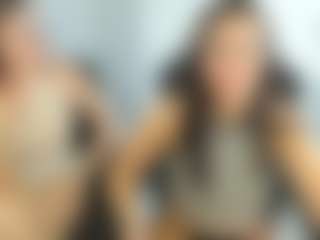 18perfecttits's Live Sex Cam Show