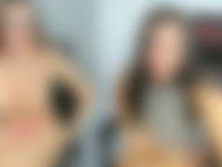 18perfecttits's Live Sex Cam Show