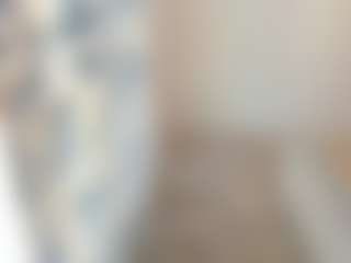 18perfecttits's Live Sex Cam Show
