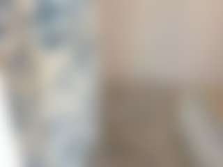 18perfecttits's Live Sex Cam Show
