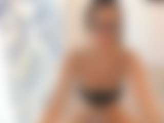 18perfecttits's Live Sex Cam Show