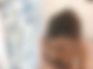 18perfecttits's Live Sex Cam Show