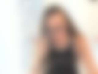 18perfecttits's Live Sex Cam Show