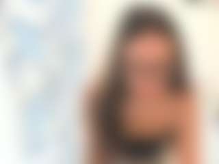 18perfecttits's Live Sex Cam Show