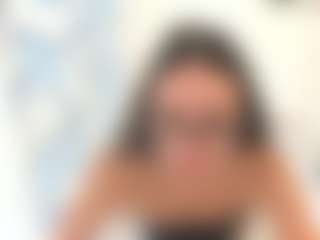 18perfecttits's Live Sex Cam Show