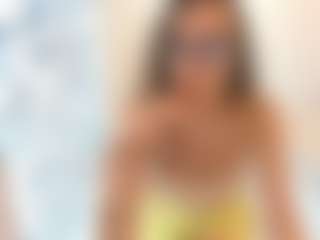 18perfecttits's Live Sex Cam Show