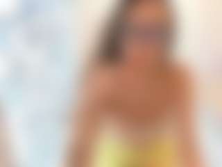 18perfecttits's Live Sex Cam Show