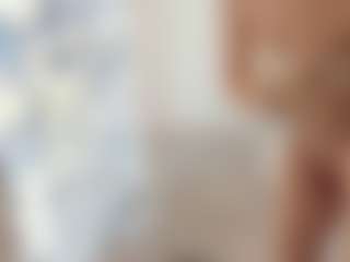 18perfecttits's Live Sex Cam Show
