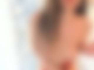 18perfecttits's Live Sex Cam Show