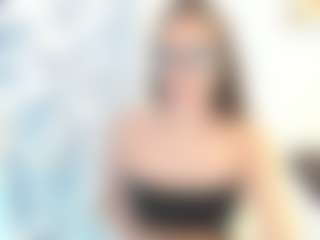 18perfecttits's Live Sex Cam Show
