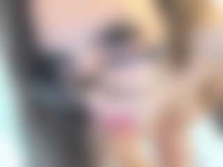 18perfecttits's Live Sex Cam Show