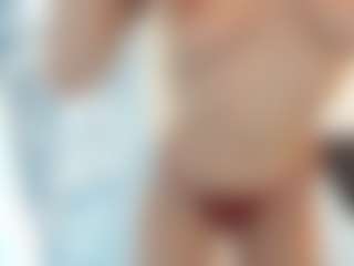 18perfecttits's Live Sex Cam Show