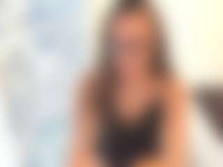 18perfecttits's Live Sex Cam Show