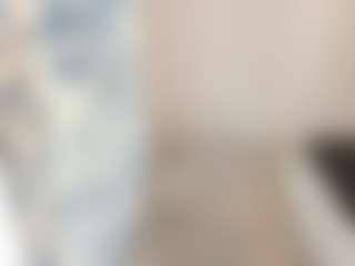 18perfecttits's Live Sex Cam Show