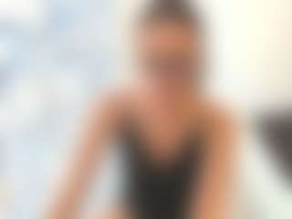 18perfecttits's Live Sex Cam Show