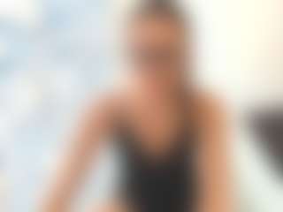 18perfecttits's Live Sex Cam Show