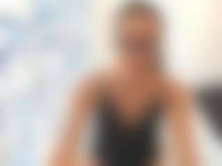 18perfecttits's Live Sex Cam Show