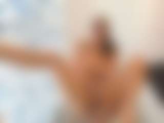 18perfecttits's Live Sex Cam Show