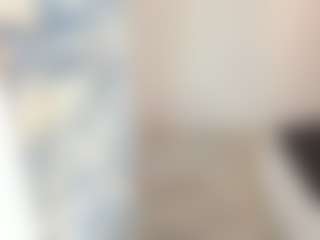 18perfecttits's Live Sex Cam Show