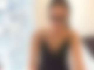 18perfecttits's Live Sex Cam Show