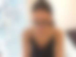 18perfecttits's Live Sex Cam Show