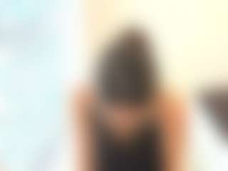 18perfecttits's Live Sex Cam Show