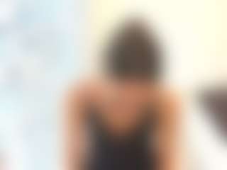 18perfecttits's Live Sex Cam Show