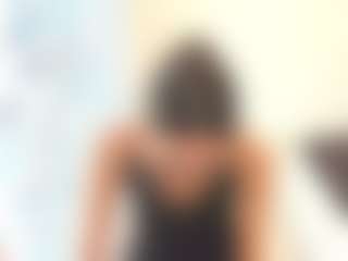 18perfecttits's Live Sex Cam Show