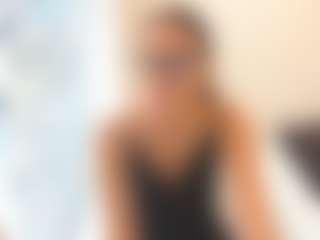 18perfecttits's Live Sex Cam Show
