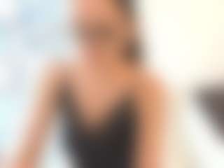 18perfecttits's Live Sex Cam Show