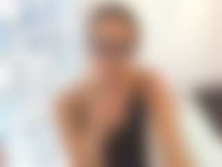 18perfecttits's Live Sex Cam Show