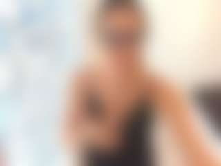 18perfecttits's Live Sex Cam Show