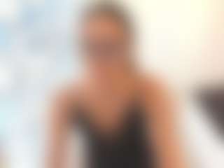 18perfecttits's Live Sex Cam Show
