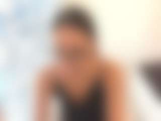 18perfecttits's Live Sex Cam Show